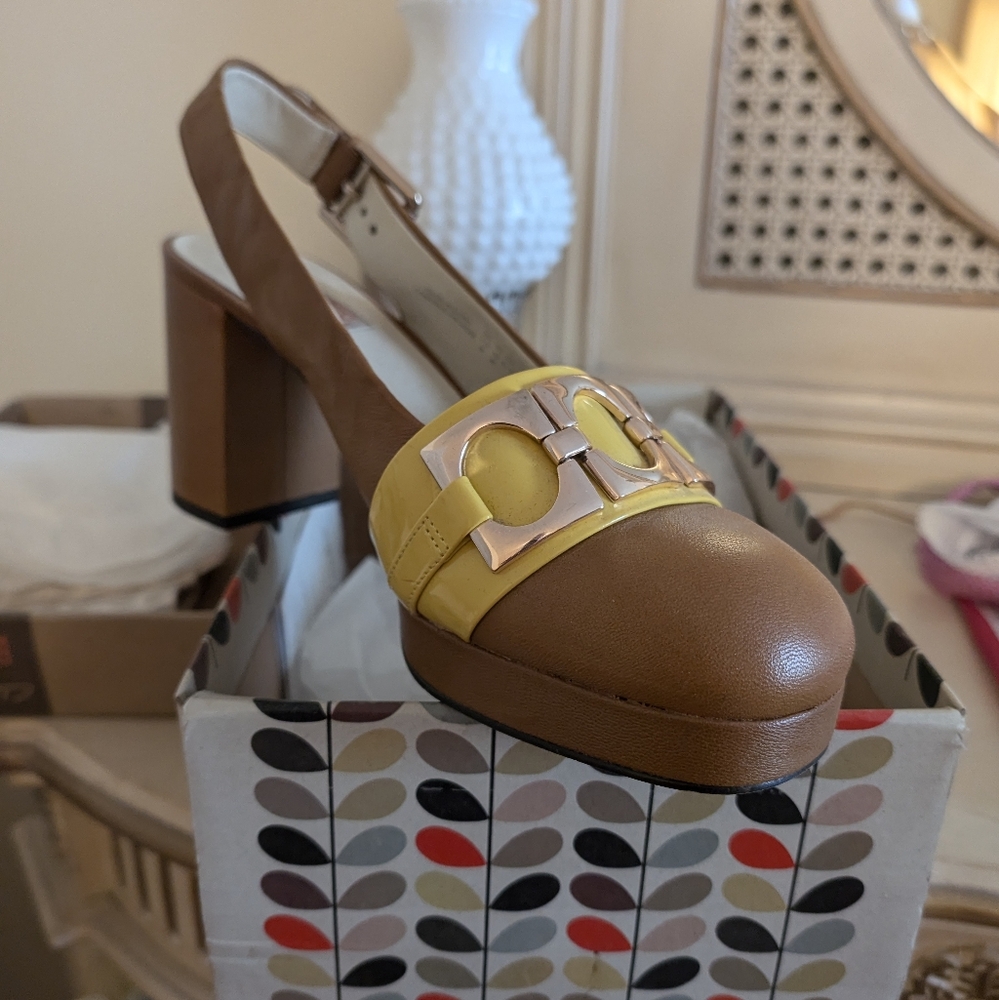 Ora Kiely Size 10 Pumps